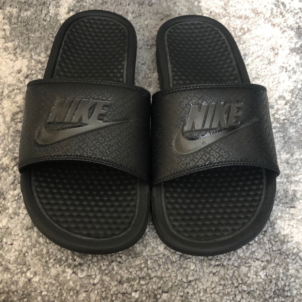 Men’s Nike slides